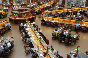 A library filled with students